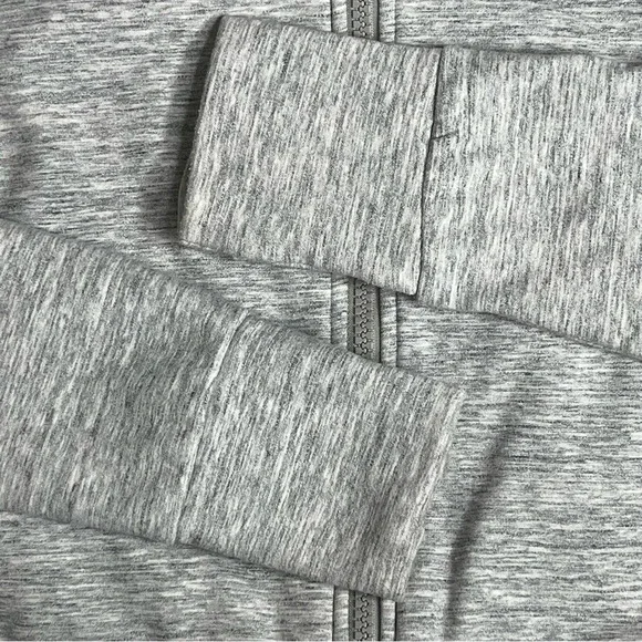 Athleta Victory Primaloft Full Zip Hooded Jacket in Heather Gray Size Small - Picture 8 of 15